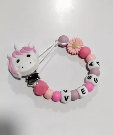Chupetero personalizado hecho a mano