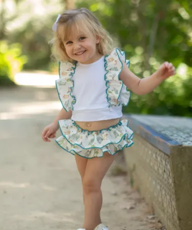 Conjunto niña